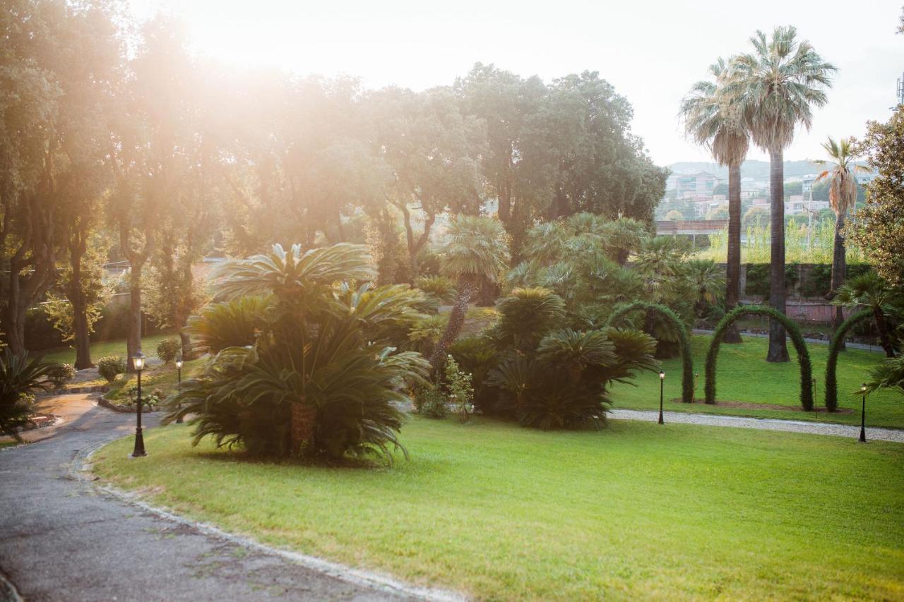 La Spagnuola - Villa Cinquecentesca Sul Mare Con Parco Privato Savona Dış mekan fotoğraf